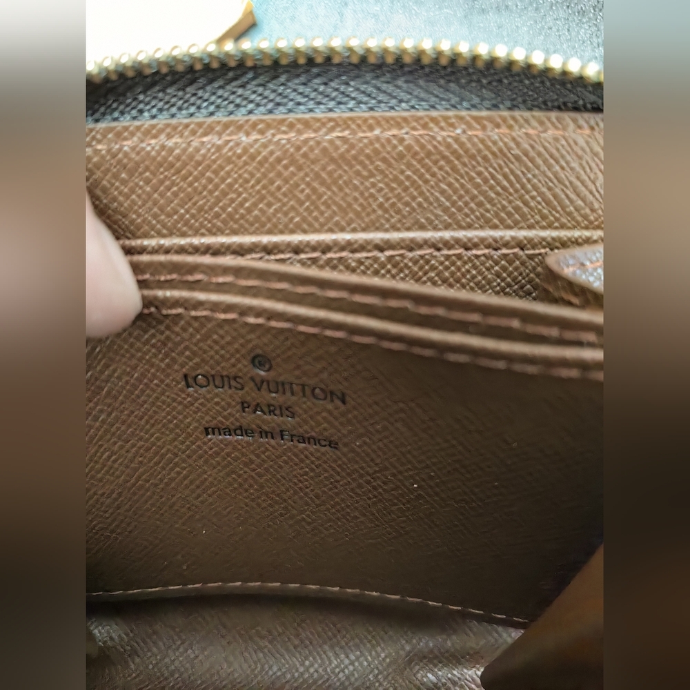Louis Vuitton Monogram Zippy Coin Purse Wallet - Picture 12 of 13